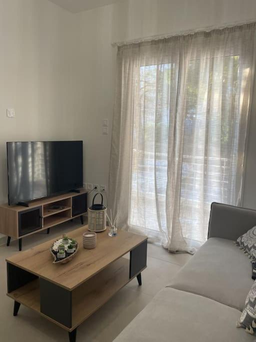 Villa Helio Kineta Luaran gambar