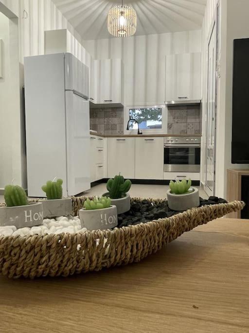 Villa Helio Kineta Luaran gambar