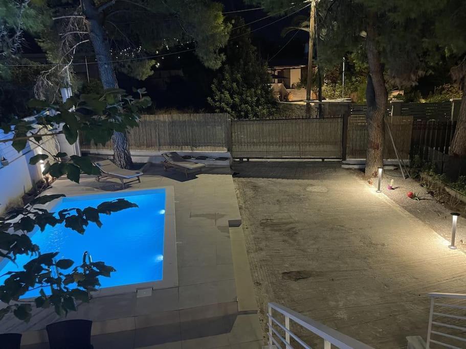 Villa Helio Kineta Luaran gambar