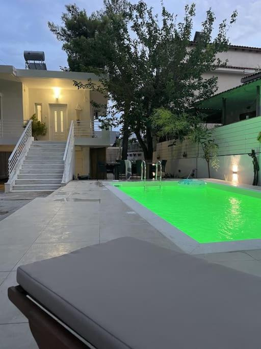 Villa Helio Kineta Luaran gambar